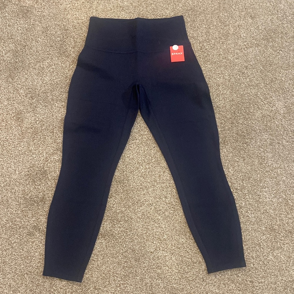 NWT! Med Petite Spanx Leggings